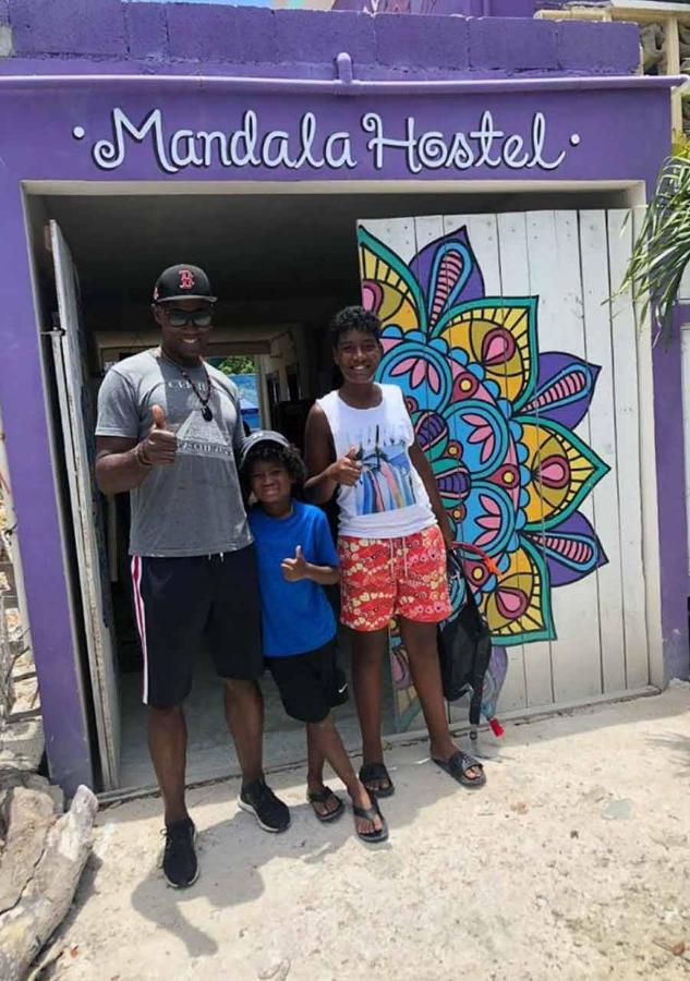 Mandala Hostel تولوم المظهر الخارجي الصورة